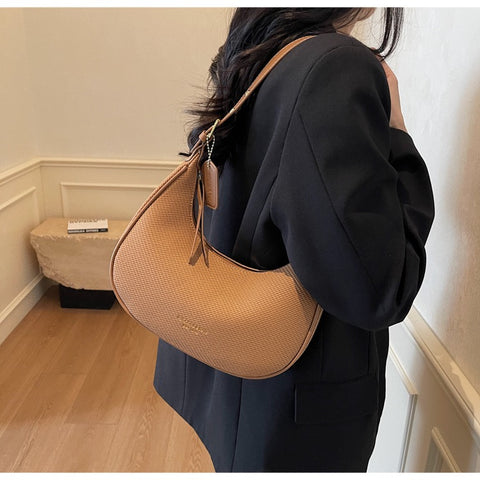 Elegant Halbmond-Schultertasche